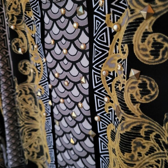 Style & Co. symmetrical pattern tunic with scoop neck, size Medium. Black, gold - Picture 5 of 6